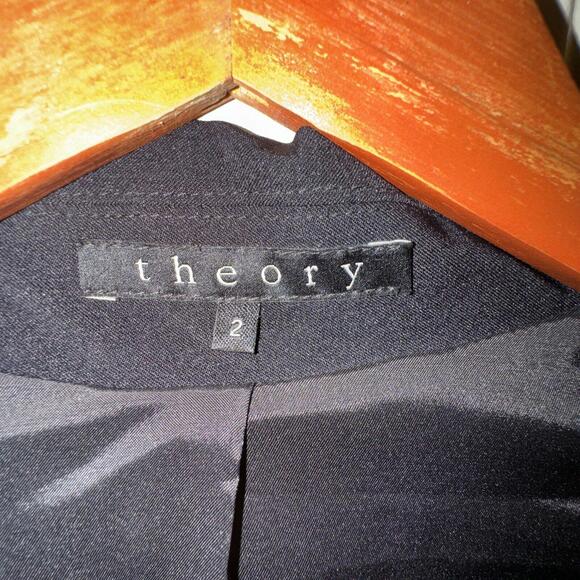 Theory Blazer Jacket 2 Womens 4 Button Career Long Sleeve Pockets Black - Picture 2 of 5
